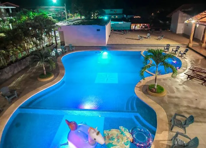 Amira Hotel