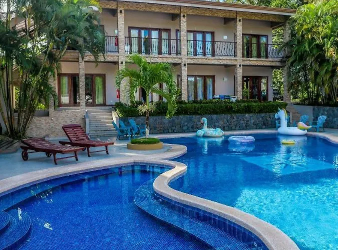 Hotel Amira Puerto Carrillo
